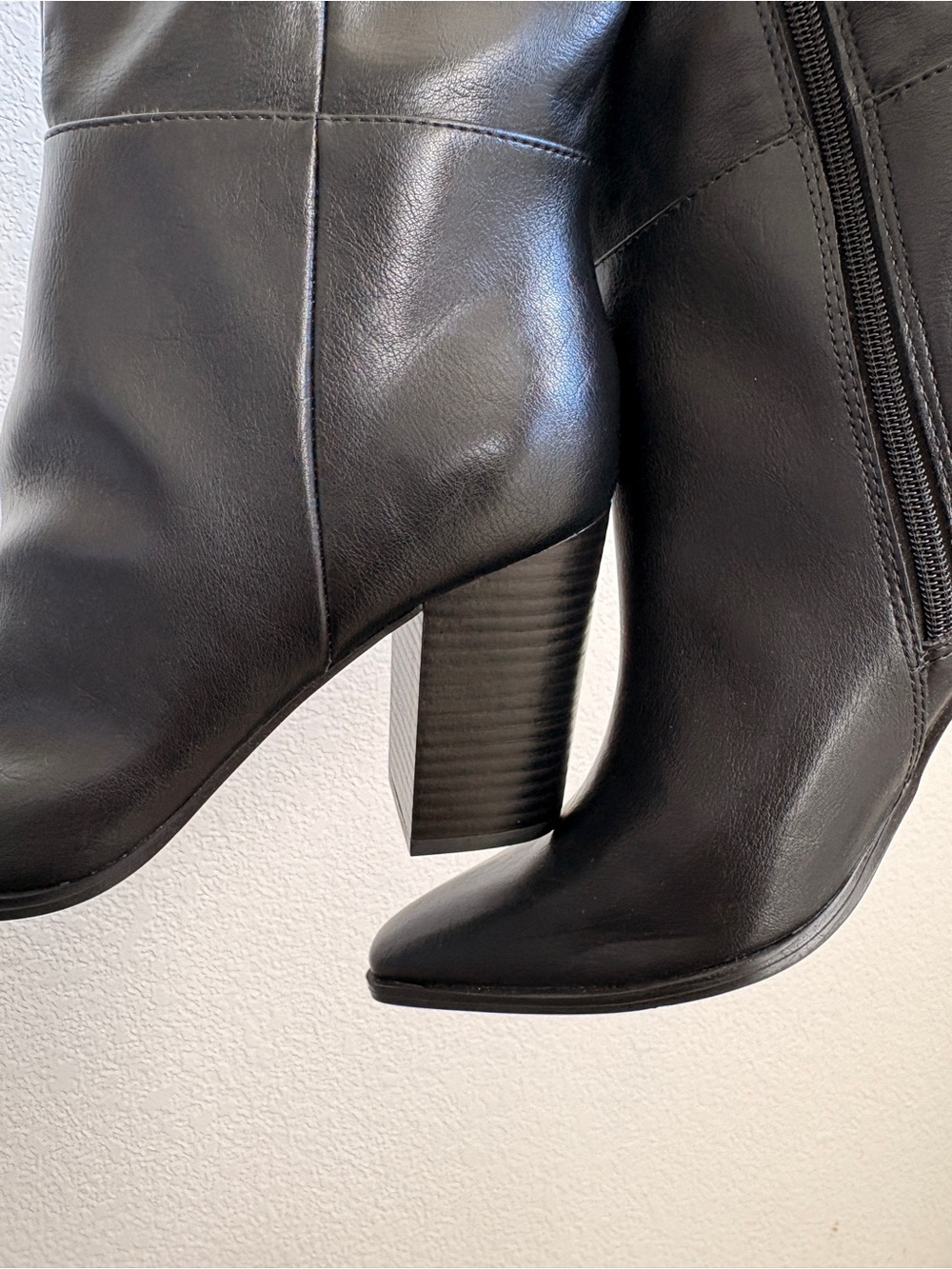 Unisa Black Leather Knee Boots with Block Heel - Picture 2 of 7